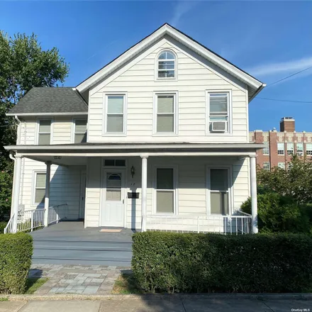 Rent this 3 bed house on 17 Anstice Street in Oyster Bay, NY 11771