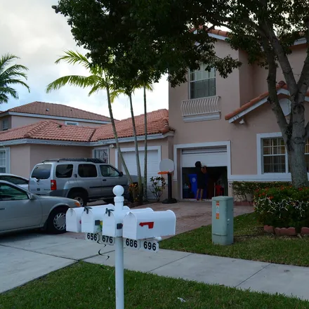 Rent this 1 bed house on Pembroke Pines
