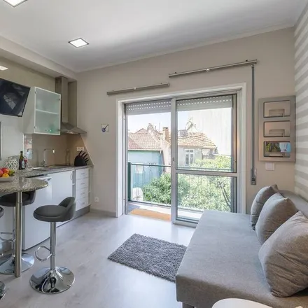 Rent this 2 bed apartment on Solar d'Alegria in Rua da Alegria 212, 4000-046 Porto