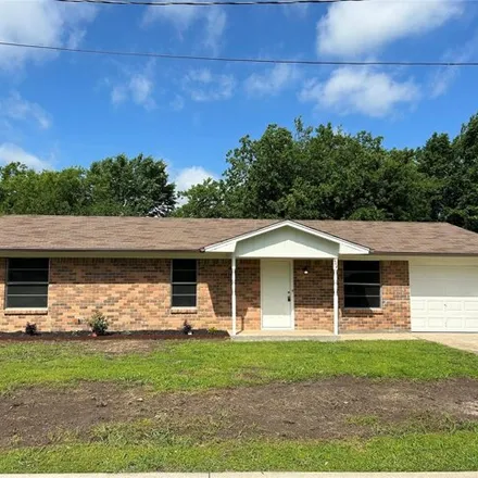 Image 1 - 903 Wood Street, Sanger, TX 76266, USA - House for sale