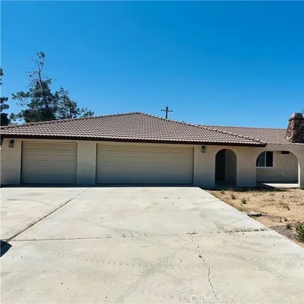 Buy this 3 bed house on 20725 Eyota Road in Sunset Hills, Apple Valley