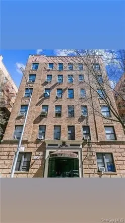 Buy this studio apartment on 2156 Cruger Avenue in New York, NY 10462