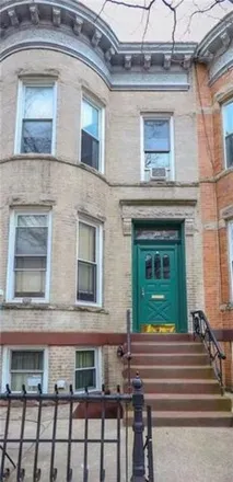 Image 2 - 448 72nd Street, New York, NY 11209, USA - House for sale