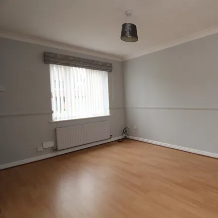 Image 4 - Peregrine Close, Hull, HU4 6UA, United Kingdom - House for rent