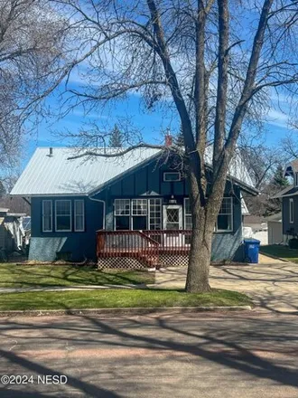 Buy this 4 bed house on 660 North Park Street in Watertown, SD 57201