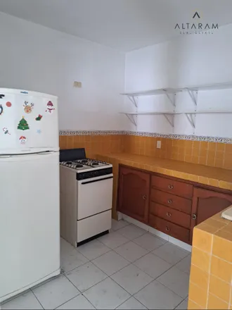 Rent this studio apartment on Calle Tercera in 89360 Tampico, TAM