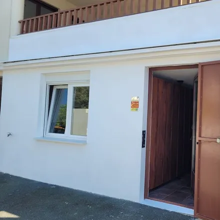 Rent this 1 bed condo on 64700 Hendaye
