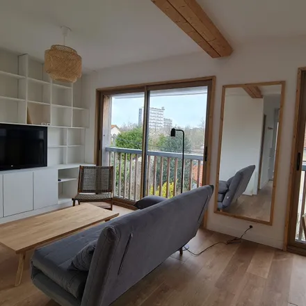 Rent this 2 bed apartment on 8 Rue du Vert Bois in 93100 Montreuil, France