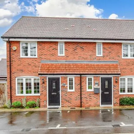 Buy this 2 bed duplex on Firs Farm in Snow Hill, Crawley Down