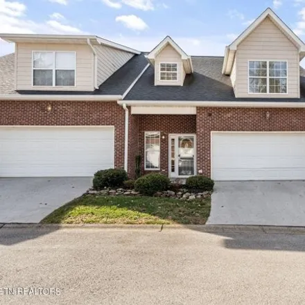 Buy this 3 bed condo on 666 Yorkland Way in Suburban Hills, Knox County