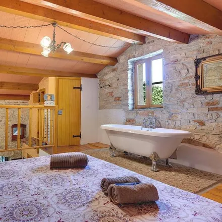 Image 4 - Režanci, Istria County, Croatia - House for rent