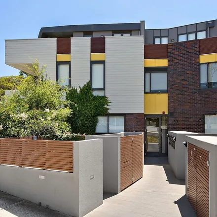 Rent this 1 bed apartment on 4 Wills Street in Glen Iris VIC 3146, Australia