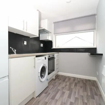 Image 5 - Leven Way, Newlands, East Kilbride, G75 8NQ, United Kingdom - Apartment for rent
