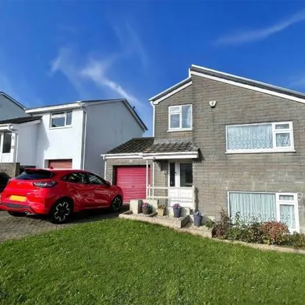 Buy this 3 bed house on Summerlands Close in Brixham, TQ5 0SJ