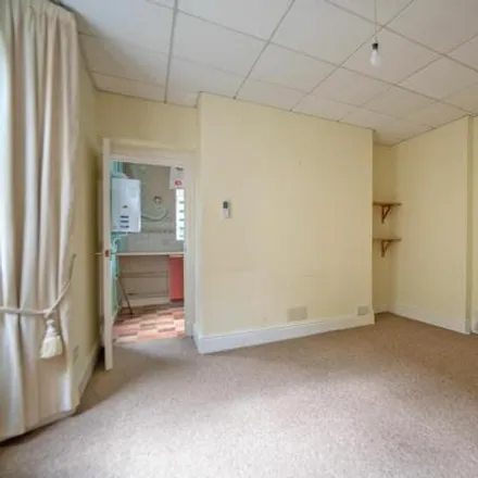 Image 7 - Bradenham Place, Penarth, CF64 1YL, United Kingdom - Townhouse for sale