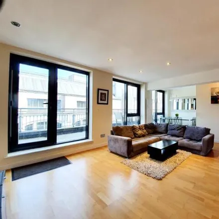 Rent this 2 bed house on The Slug & Lettuce in 14 Park Row, Arena Quarter