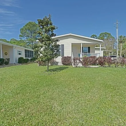 Buy this studio apartment on 2505 South Sable Point in Homosassa Springs, FL 34448