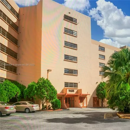 Image 6 - 9688 Fontainebleau Boulevard, Fountainbleau, Miami-Dade County, FL 33172, USA - Condo for rent