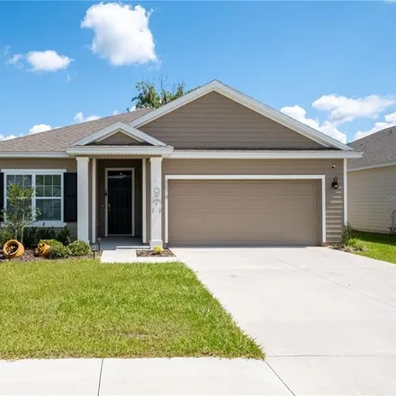 Rent this 3 bed house on 7798 Southwest 76th Court in Kanapaha, Alachua County