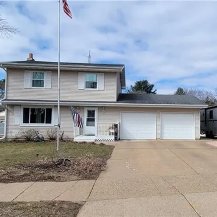 Buy this 3 bed house on 868 Meridian Heights Drive in Eau Claire, WI 54703