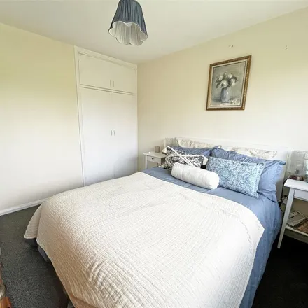 Rent this 3 bed duplex on Penarth Rise in Nottingham, NG5 4EE