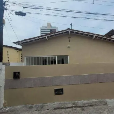 Buy this 2 bed house on Banco do Brasil in Avenida Presidente Epitácio Pessoa, Torre