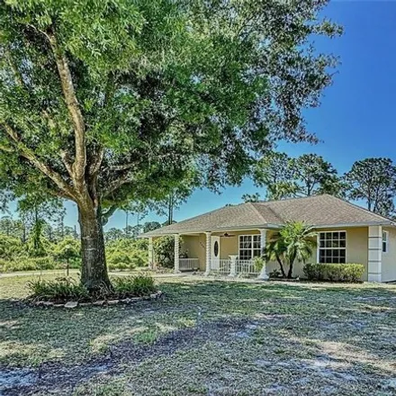 Buy this 3 bed house on 2407 Lakepoint North in Sebring, FL 33875