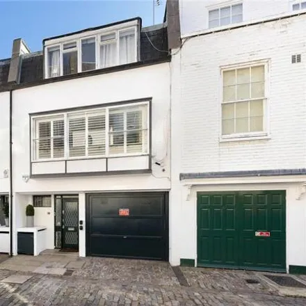 Image 7 - Ebury Mews, London, SW1W 9NU, United Kingdom - Townhouse for sale