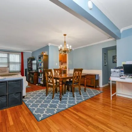 Image 7 - 100-11 67th Road, New York, NY 11375, USA - Apartment for sale