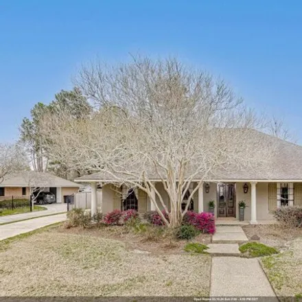 Buy this 4 bed house on 3965 Blecker Drive in Pine Park, East Baton Rouge Parish