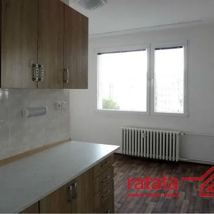 Image 1 - Z-Box, Dřínovská, 430 02 Chomutov, Czechia - Apartment for rent