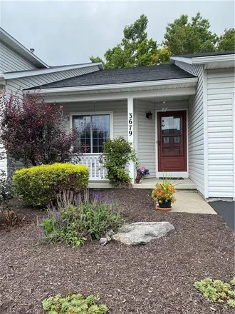 Image 1 - 3679 Black Brant Drive, Village of Liverpool, Onondaga County, NY 13090, USA - Townhouse for sale