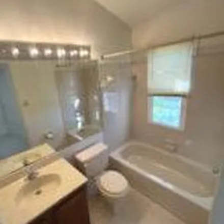 Image 2 - 3849 Waythorn Place, Chantilly, VA 22033, USA - Apartment for rent