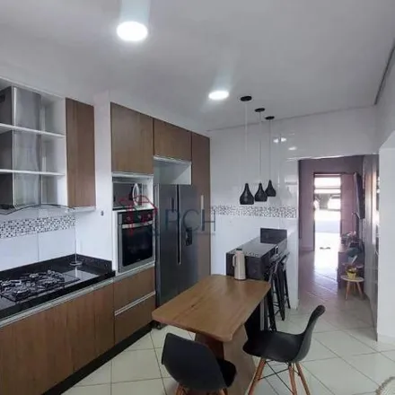 Image 2 - Avenida Sucupira, Parque São Bento, Sorocaba - SP, 18072-021, Brazil - House for sale