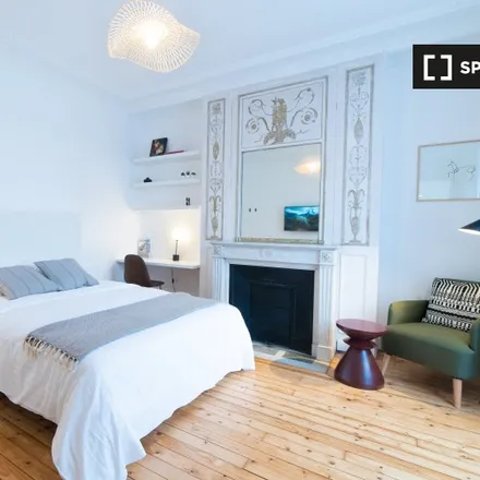 Rent this studio apartment on 46 Boulevard de Grenelle in 75015 Paris, France
