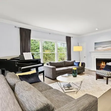 Image 2 - 11 Old Stamford Road, Talmadge Hill, New Canaan, CT 06840, USA - Townhouse for rent
