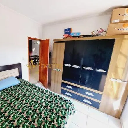 Buy this 3 bed house on Rua Vitória Régia in Monte Belo, Taubaté - SP