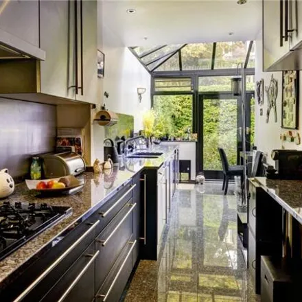 Image 2 - 42 Townshend Road, London, NW8 6LE, United Kingdom - House for sale