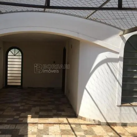 Rent this 3 bed house on Rua Coronel Romão Gomes in Vila Ferroviária, Araraquara - SP