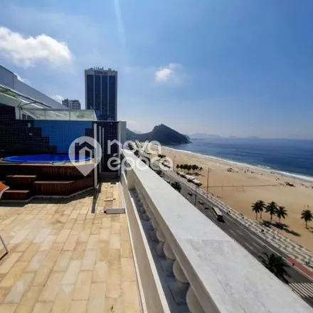 Buy this 6 bed apartment on Avenida Atlântica 1218 in Copacabana, Rio de Janeiro - RJ