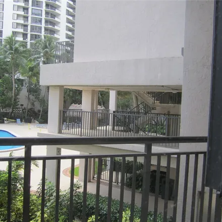 Image 5 - Brickell Key II, 540 Brickell Key Drive, Torch of Friendship, Miami, FL 33131, USA - Apartment for rent