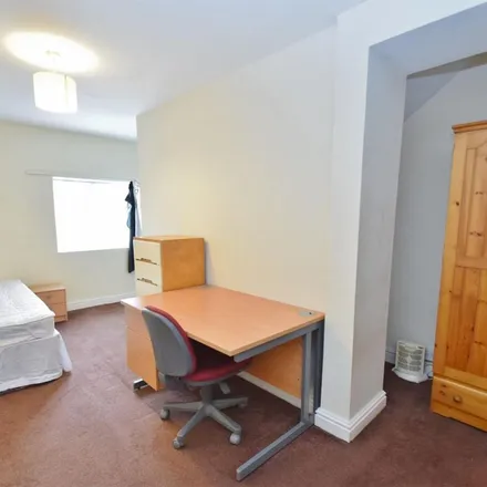Rent this 2 bed apartment on North Walls in Winchester, SO23 8DB