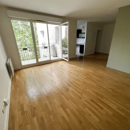 Rent this 2 bed apartment on 1 Place Carpeaux in 92800 Puteaux, France