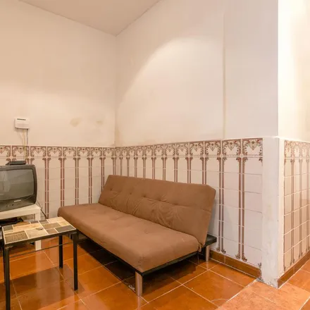 Image 3 - Tapa Bucho, Rua dos Mouros 19, 1200-385 Lisbon, Portugal - Apartment for rent
