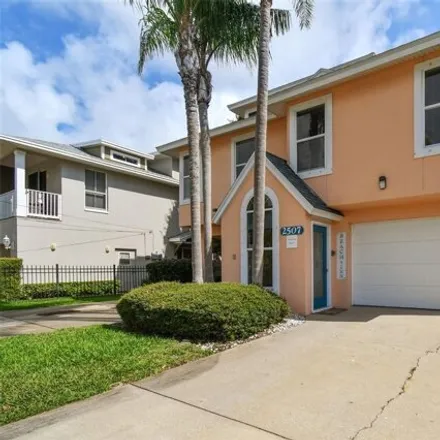 Image 6 - 2541 Bay Boulevard, Indian Rocks Beach, Pinellas County, FL 33785, USA - House for sale