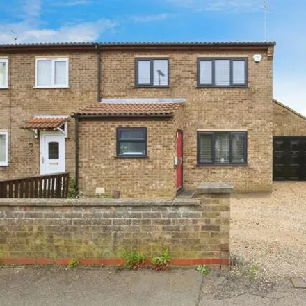 Buy this 3 bed duplex on Stonald Road in Whittlesey, PE7 1RE