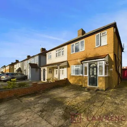 Buy this 3 bed duplex on unnamed road in London, HA4 0RG