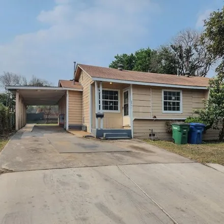 Rent this 3 bed house on 2483 Wyoming Street in San Antonio, TX 78203