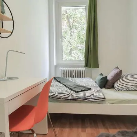 Rent this 4 bed apartment on Babelsberger Straße 45 in 10715 Berlin, Germany