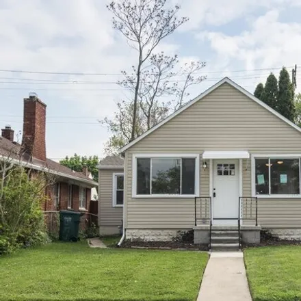 Buy this 2 bed house on 561 White Avenue in Lincoln Park, MI 48146